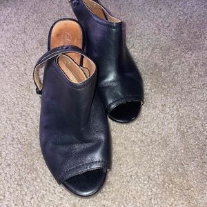 Clarks open toed Heels